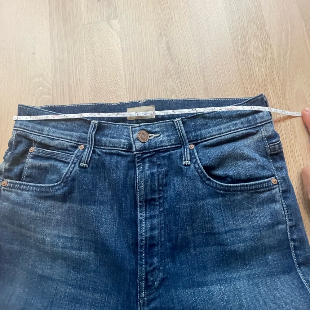 MOTHER High Waisted Rascal Ankle Slit Flip - Picture 8 of 11